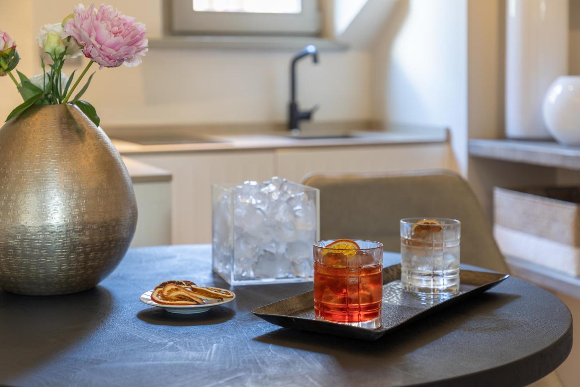 Forma Your Boutique Suite Корчано Экстерьер фото