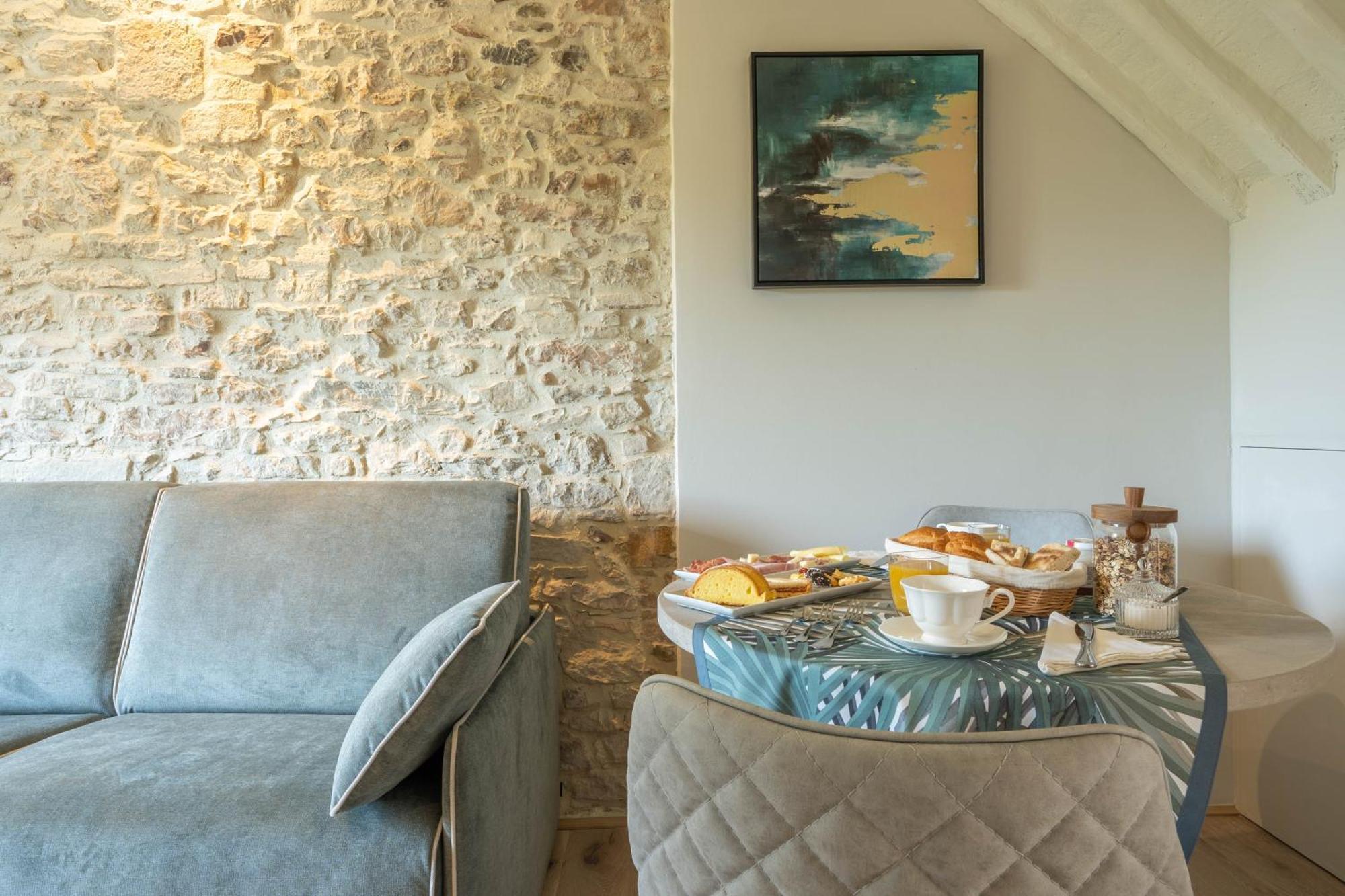 Forma Your Boutique Suite Корчано Экстерьер фото