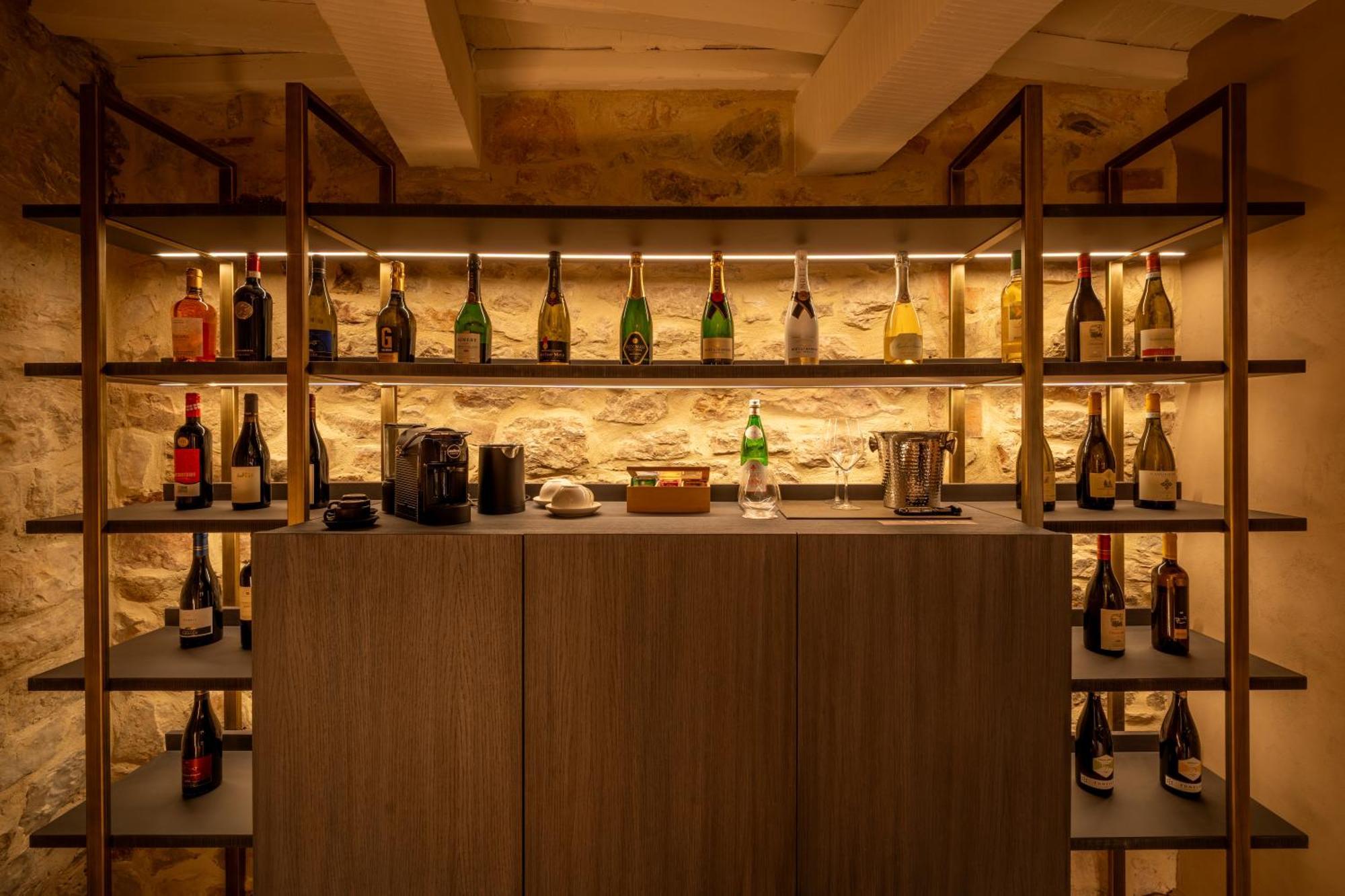 Forma Your Boutique Suite Корчано Экстерьер фото